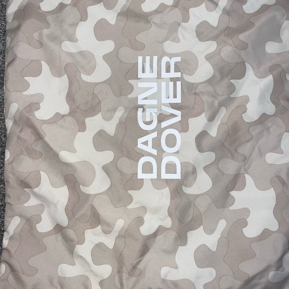 Sold - Picture 3 of 5